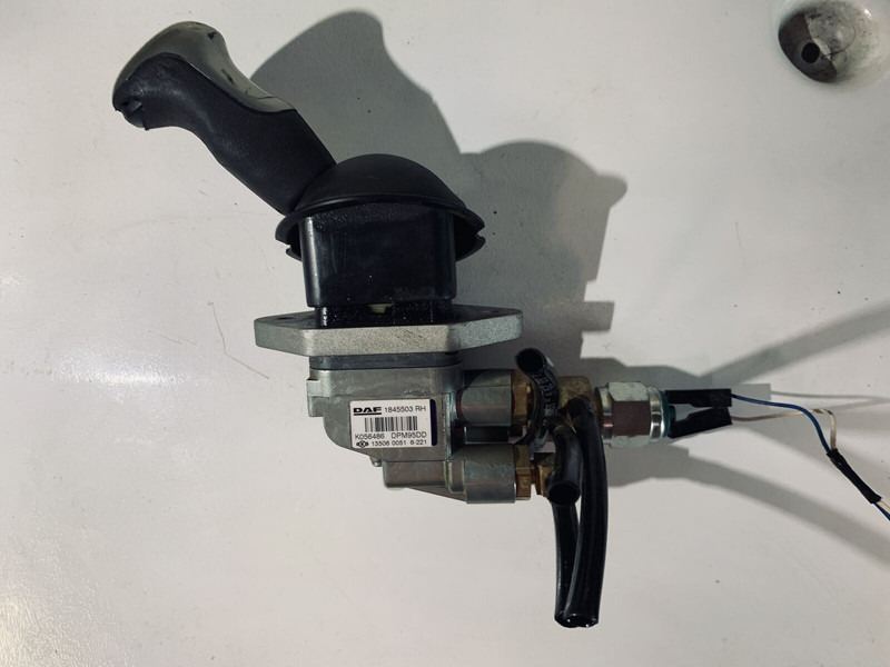 DAF 106 - Brake parts: picture 2 DAF 106 - Brake parts: picture 2