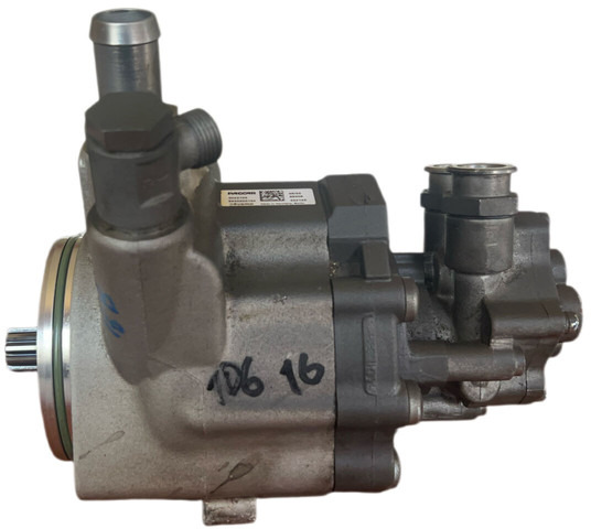 DAF XG - Steering pump: picture 2 DAF XG - Steering pump: picture 2