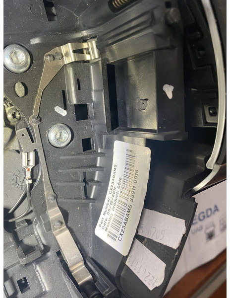 Jaguar XF 250 - Steering wheel: picture 2 Jaguar XF 250 - Steering wheel: picture 2