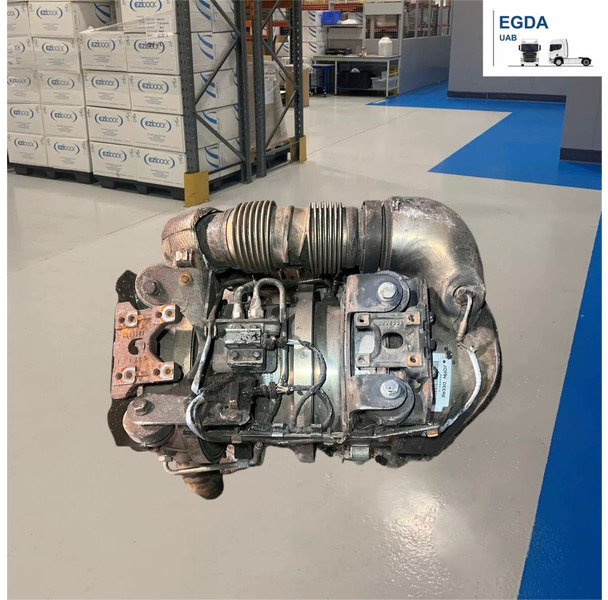 John Deere - Catalytic converter: picture 1 John Deere - Catalytic converter: picture 1