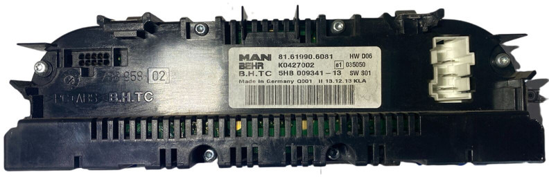MAN - Dashboard: picture 2 MAN - Dashboard: picture 2