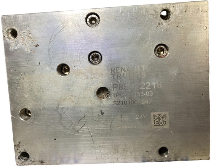 Renault - Muffler/ Exhaust system: picture 2 Renault - Muffler/ Exhaust system: picture 2