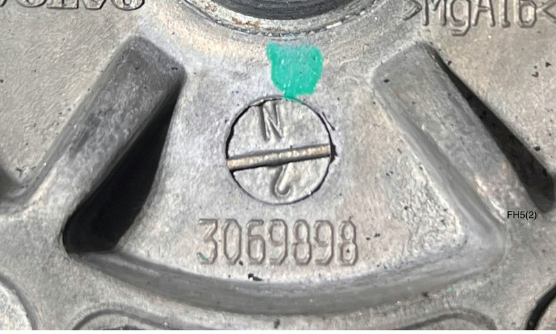 Volvo FH5/Aero - Steering wheel: picture 5 Volvo FH5/Aero - Steering wheel: picture 5