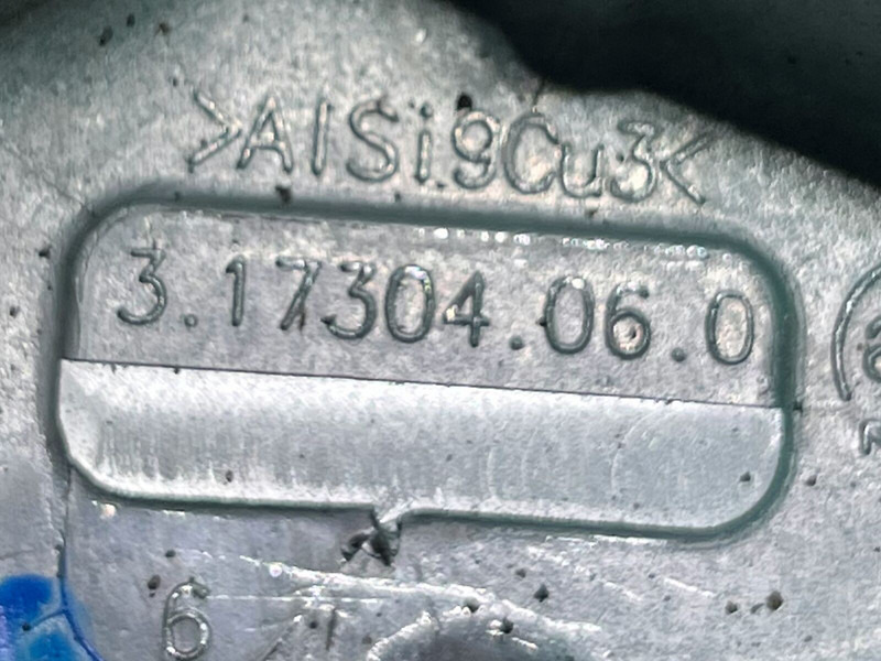 Volvo FH5/Aero - Coolant pump: picture 3 Volvo FH5/Aero - Coolant pump: picture 3