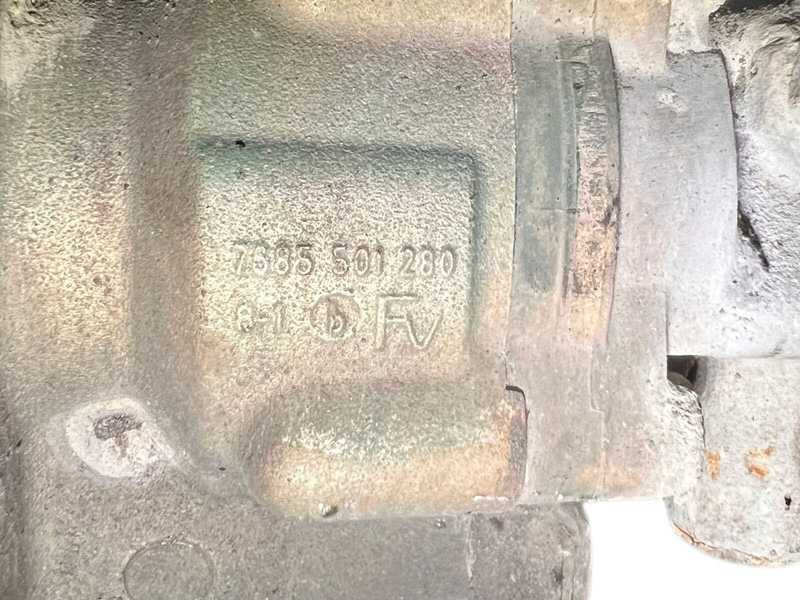 Volvo  - Steering pump: picture 5 Volvo  - Steering pump: picture 5