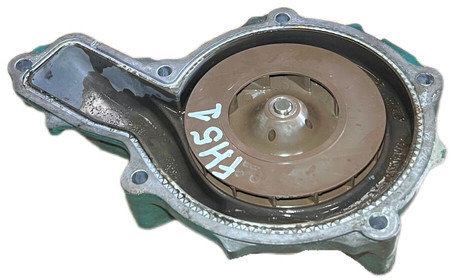 Volvo turbocompound - Coolant pump: picture 4 Volvo turbocompound - Coolant pump: picture 4