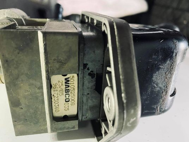 Wabco 5 - Cab and interior: picture 3 Wabco 5 - Cab and interior: picture 3