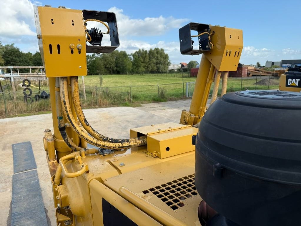Bulldozer CAT D 8 T LGP: picture 9
