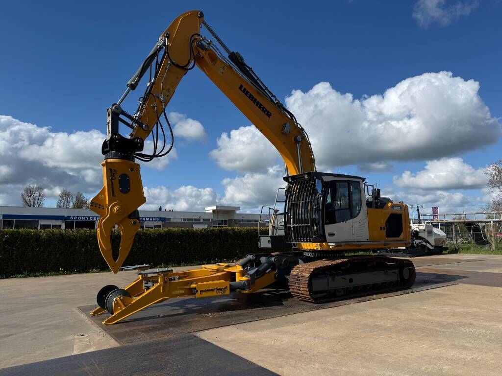 Liebherr R 922 LC - Demolition excavator: picture 2 Liebherr R 922 LC - Demolition excavator: picture 2