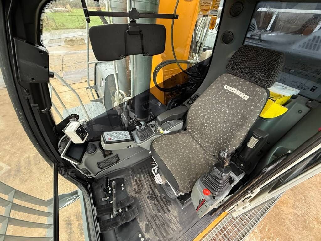Liebherr R 922 LC - Demolition excavator: picture 4 Liebherr R 922 LC - Demolition excavator: picture 4
