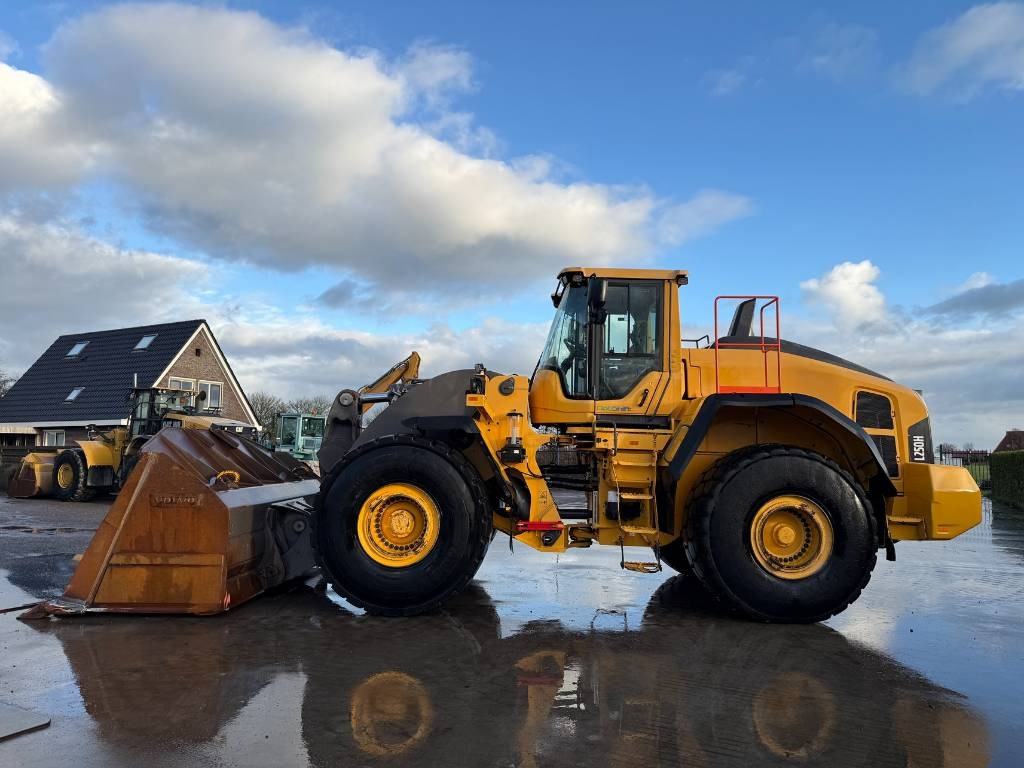 Volvo L250H - Wheel loader: picture 1 Volvo L250H - Wheel loader: picture 1