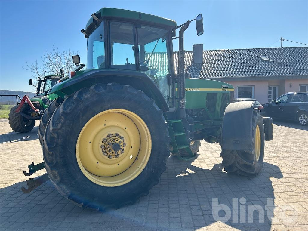 1999 John Deere 7810 - Farm tractor: picture 3 1999 John Deere 7810 - Farm tractor: picture 3