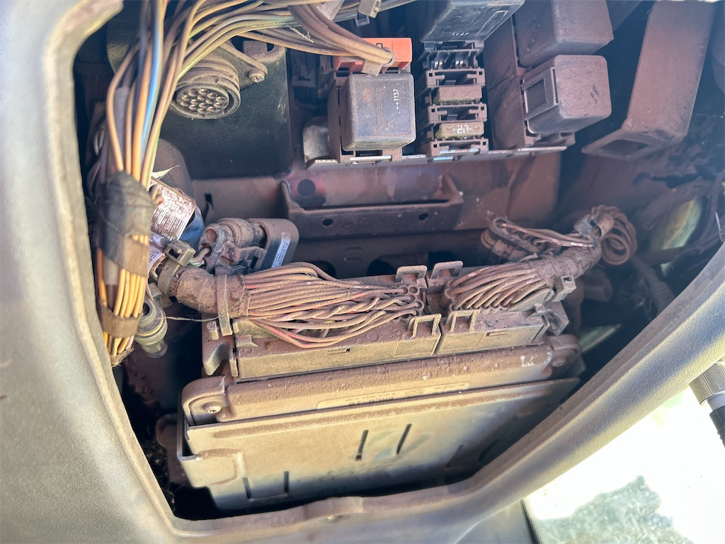 Farm tractor Deutz Fahr 7210 TTV (2012): picture 13 Farm tractor Deutz Fahr 7210 TTV (2012): picture 13