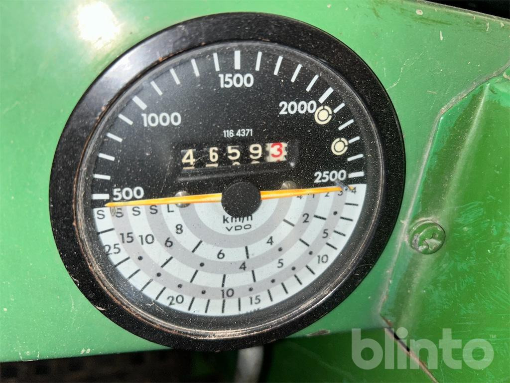 Deutz Intrac 2002 A - Farm tractor: picture 5 Deutz Intrac 2002 A - Farm tractor: picture 5