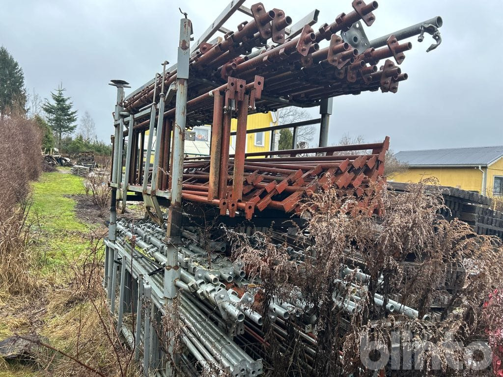 Haki cirka 150 m2 - Construction equipment: picture 3 Haki cirka 150 m2 - Construction equipment: picture 3