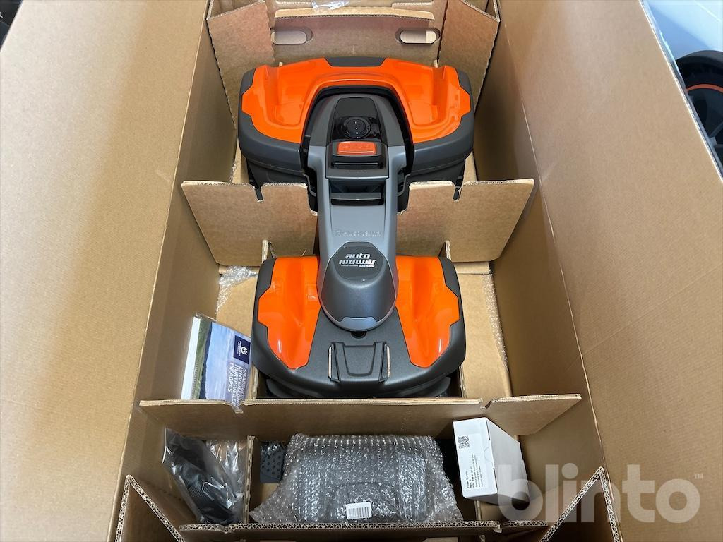 Husqvarna Automower - Garden mower: picture 1 Husqvarna Automower - Garden mower: picture 1