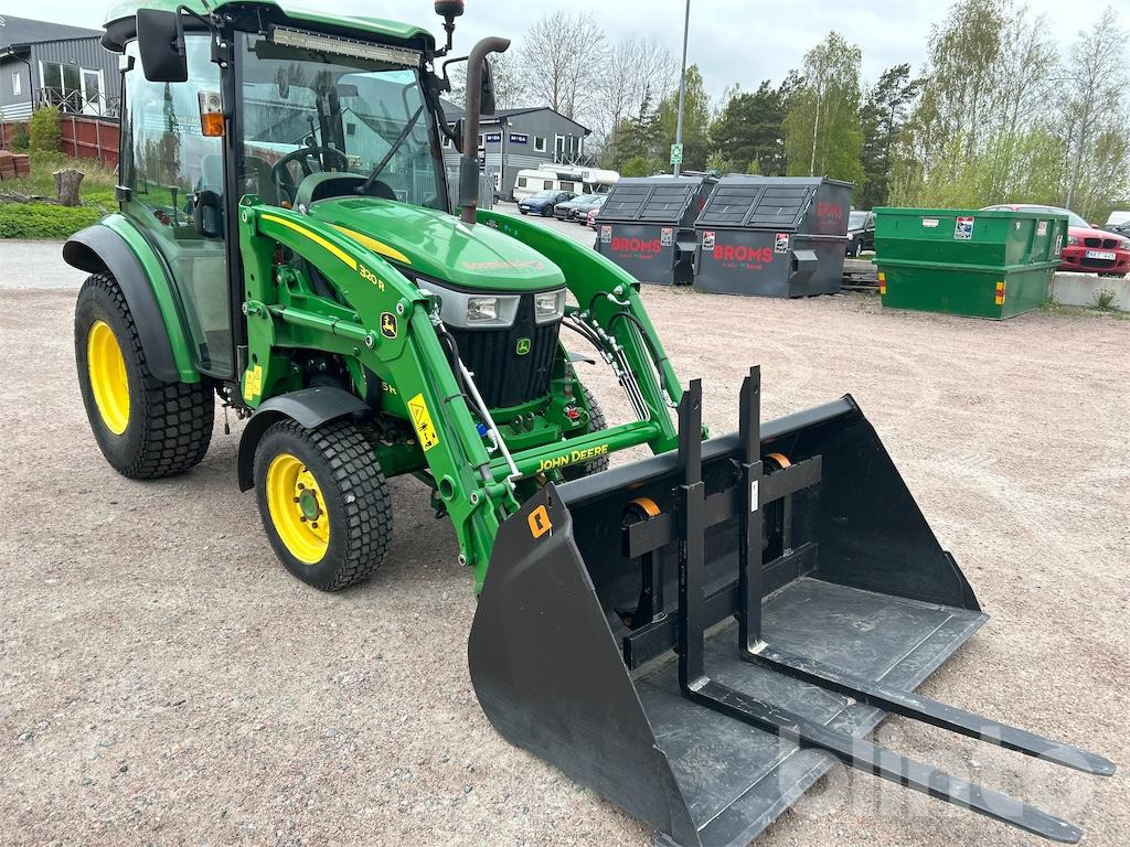 JOHN DEERE 320R - Farm tractor: picture 4 JOHN DEERE 320R - Farm tractor: picture 4