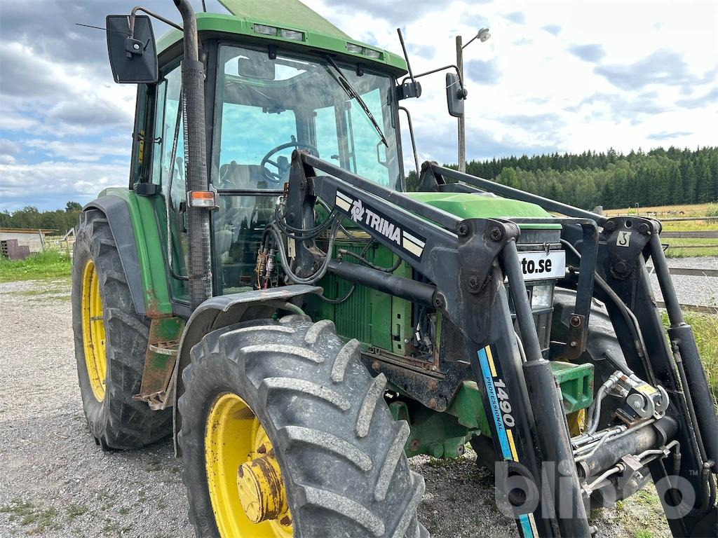 Farm tractor JOHN DEERE 6400: picture 13