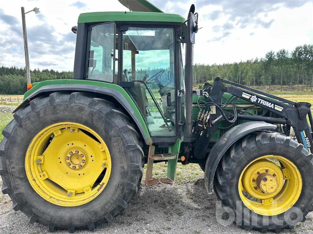 Farm tractor JOHN DEERE 6400: picture 14