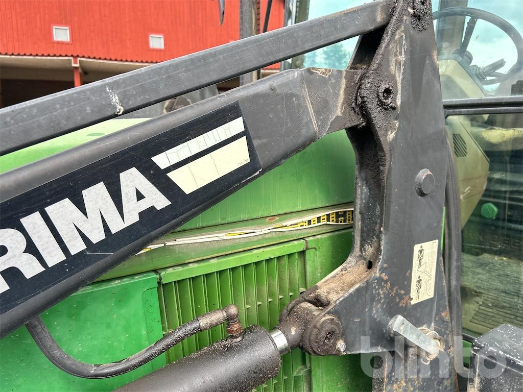 Farm tractor JOHN DEERE 6400: picture 36