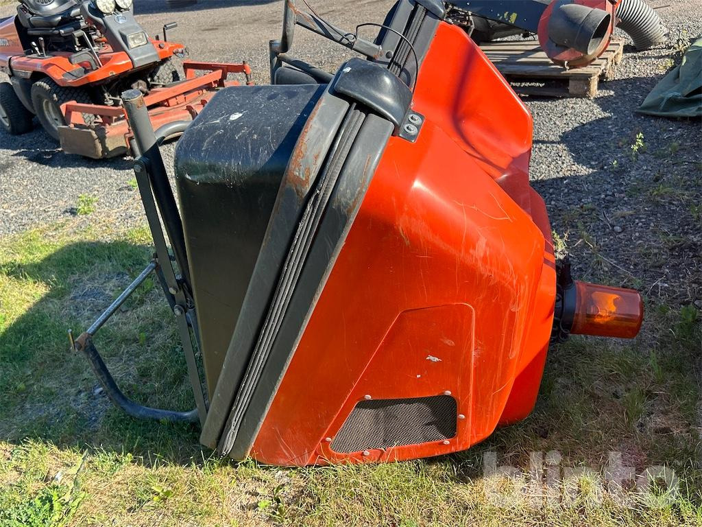 Garden mower Kubota F1900 4WD: picture 46
