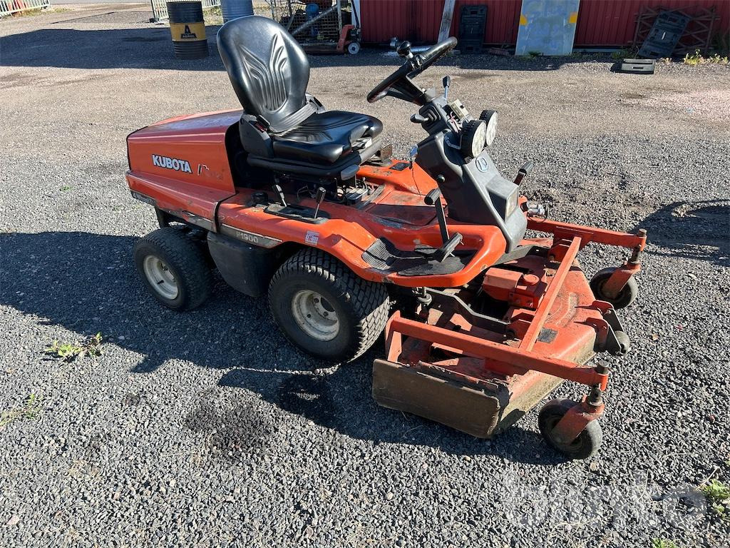 Kubota F1900 4WD - Garden mower: picture 3 Kubota F1900 4WD - Garden mower: picture 3