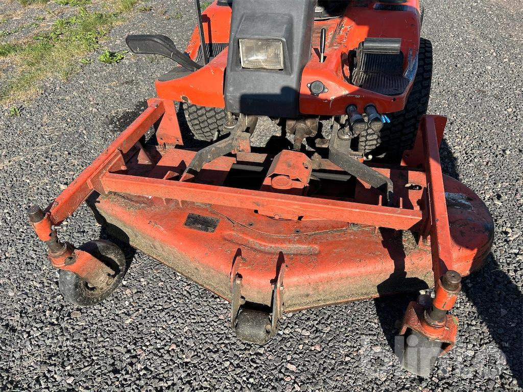 Garden mower Kubota F1900 4WD: picture 20
