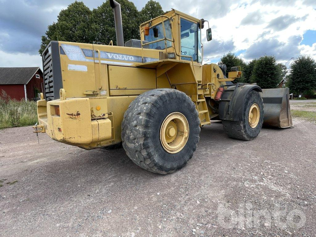 L180 c med skopa - Wheel loader: picture 5 L180 c med skopa - Wheel loader: picture 5