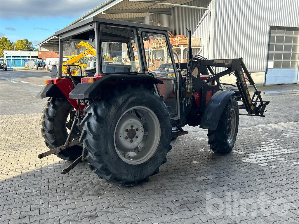 Massey Ferguson 373A - Farm tractor: picture 4 Massey Ferguson 373A - Farm tractor: picture 4