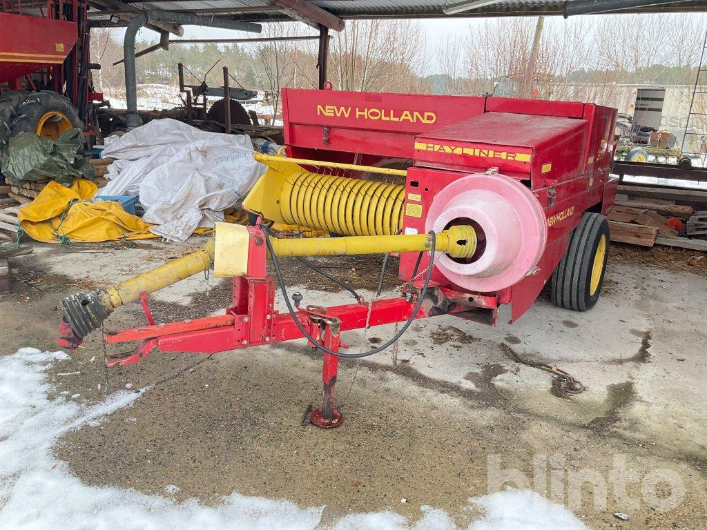 New Holland 377 - Square baler: picture 4 New Holland 377 - Square baler: picture 4