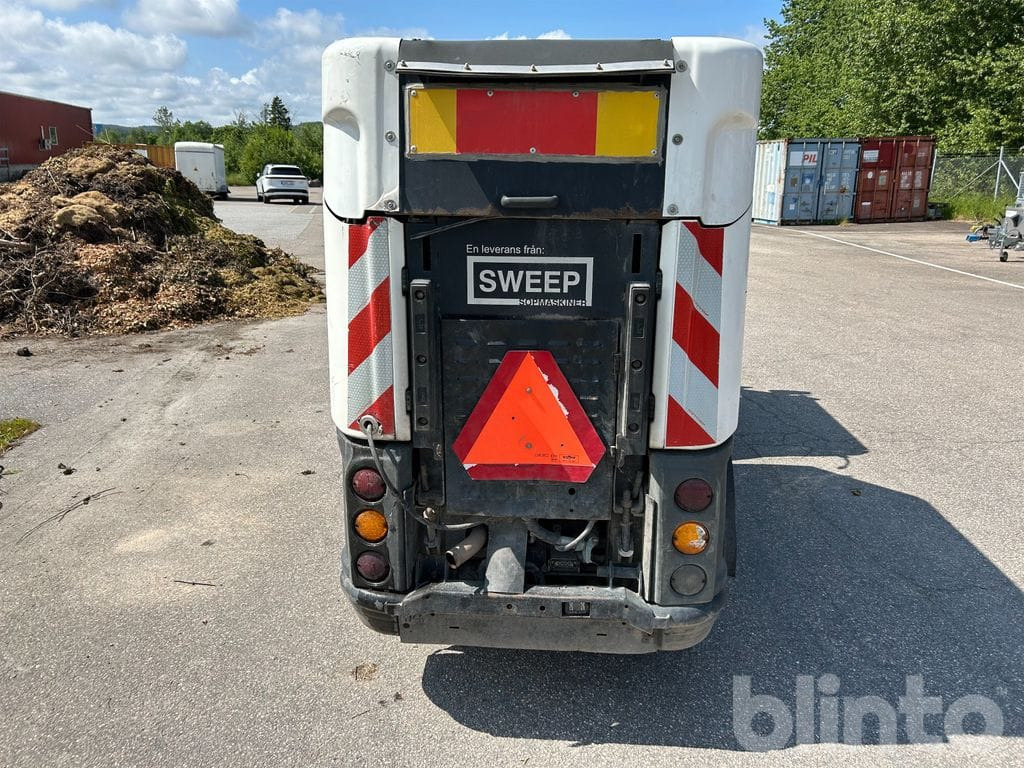 Nilfisk City Ranger 3500 - Road sweeper: picture 4 Nilfisk City Ranger 3500 - Road sweeper: picture 4