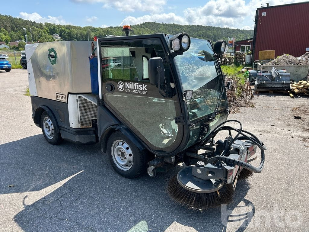 Nilfisk City Ranger 3500 - Road sweeper: picture 1 Nilfisk City Ranger 3500 - Road sweeper: picture 1
