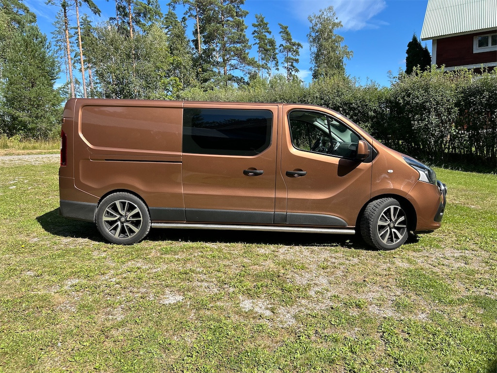RENAULT TRAFIC KOMBI - Combi van: picture 2 RENAULT TRAFIC KOMBI - Combi van: picture 2