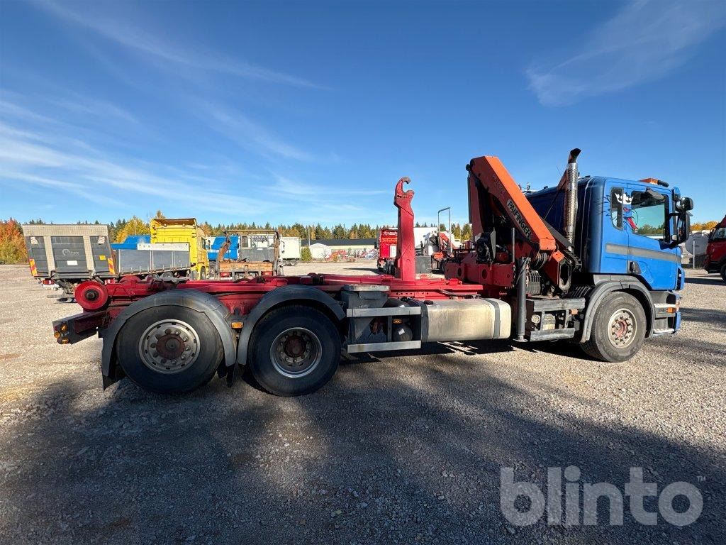 SCANIA P310DB6X2*4HNA - Hook lift truck, Crane truck: picture 5 SCANIA P310DB6X2*4HNA - Hook lift truck, Crane truck: picture 5