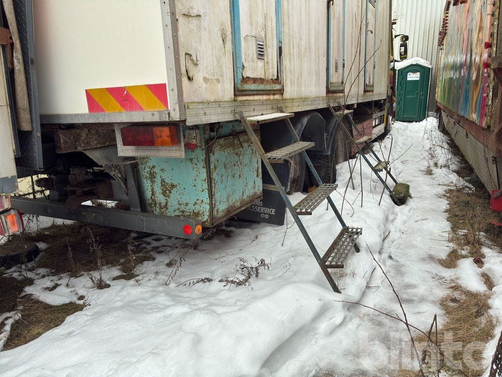 SCANIA R 142 H 6X2 - Cab chassis truck: picture 4 SCANIA R 142 H 6X2 - Cab chassis truck: picture 4