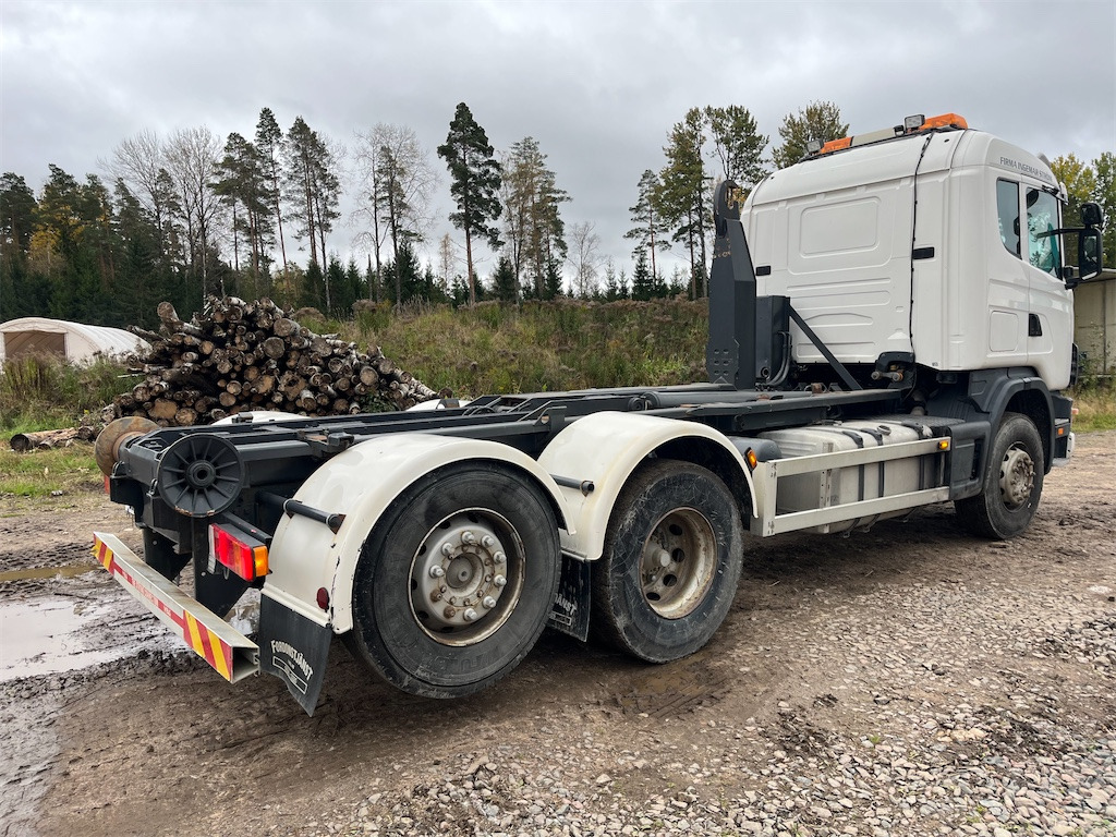 SCANIA R114GB6X2*4NB380 - Hook lift truck: picture 5 SCANIA R114GB6X2*4NB380 - Hook lift truck: picture 5