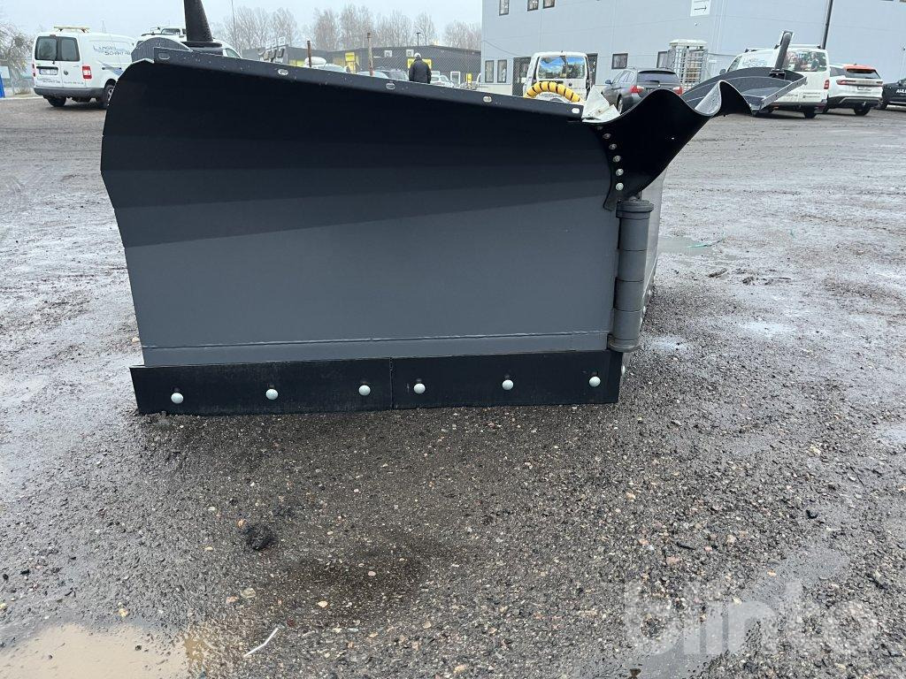 Sami - Blade: picture 3 Sami - Blade: picture 3