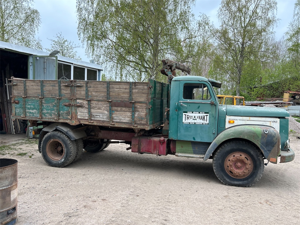 Scania Vabis L56 - Dropside/ Flatbed truck, Crane truck: picture 4 Scania Vabis L56 - Dropside/ Flatbed truck, Crane truck: picture 4