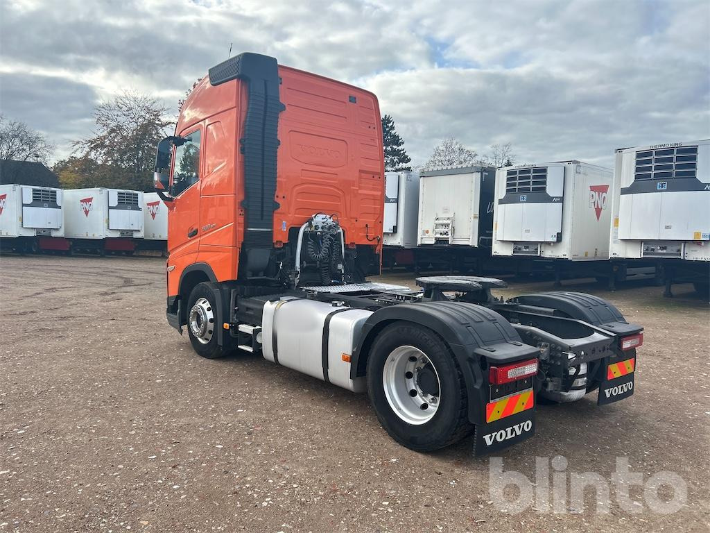 Volvo FH 500 (2022) - Tractor unit: picture 2 Volvo FH 500 (2022) - Tractor unit: picture 2