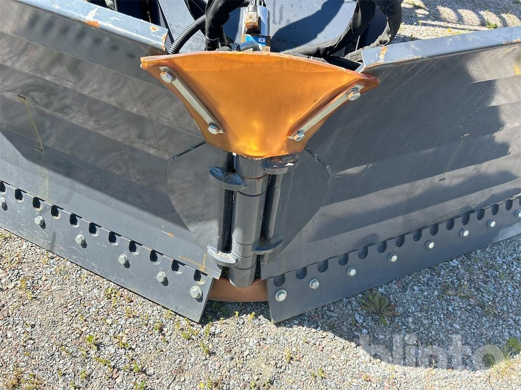 Skid steer loader Trejon Flexitrac 1126: picture 15