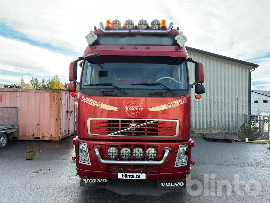 VOLVO FH12 6X2T SEMI CHH - Truck: picture 2 VOLVO FH12 6X2T SEMI CHH - Truck: picture 2