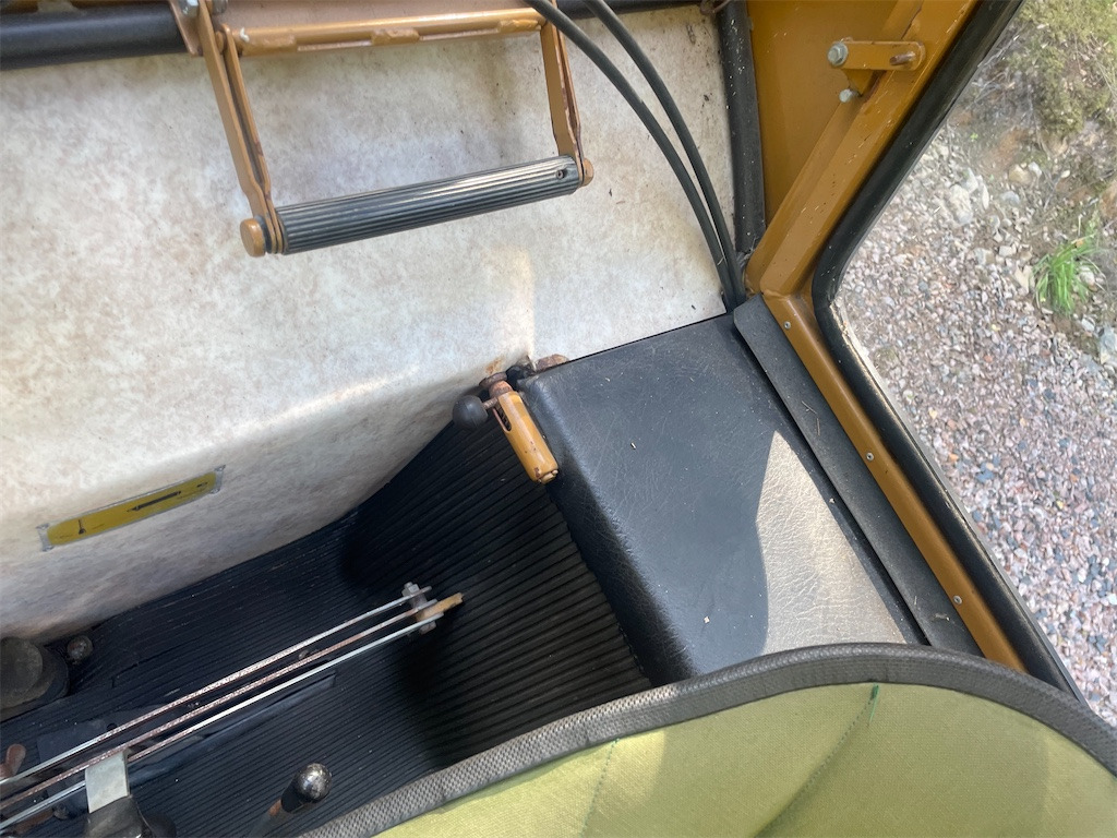 Farm tractor VALMET 502: picture 48