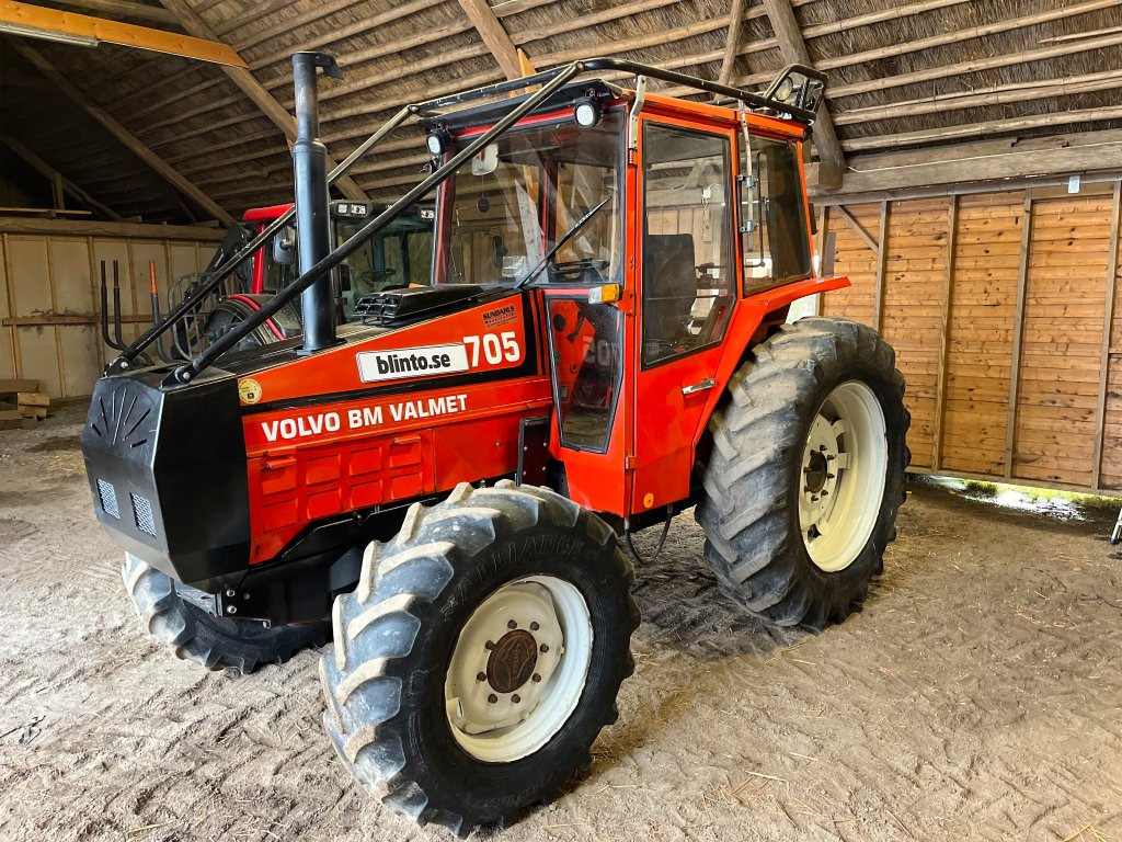 VALMET 705-4 - Forestry tractor: picture 1 VALMET 705-4 - Forestry tractor: picture 1