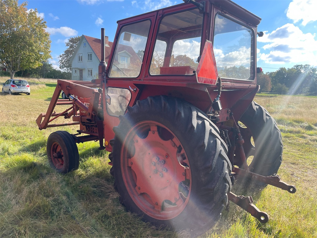 VOLVO-BM T 430 - Farm tractor: picture 4 VOLVO-BM T 430 - Farm tractor: picture 4