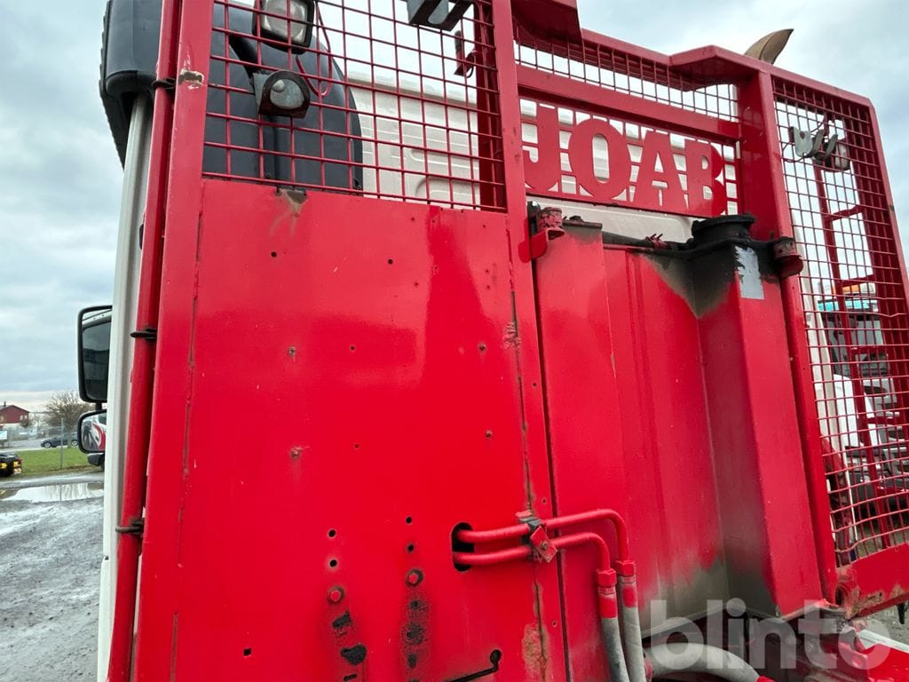 Hook lift truck VOLVO FM 400 6X2: picture 8