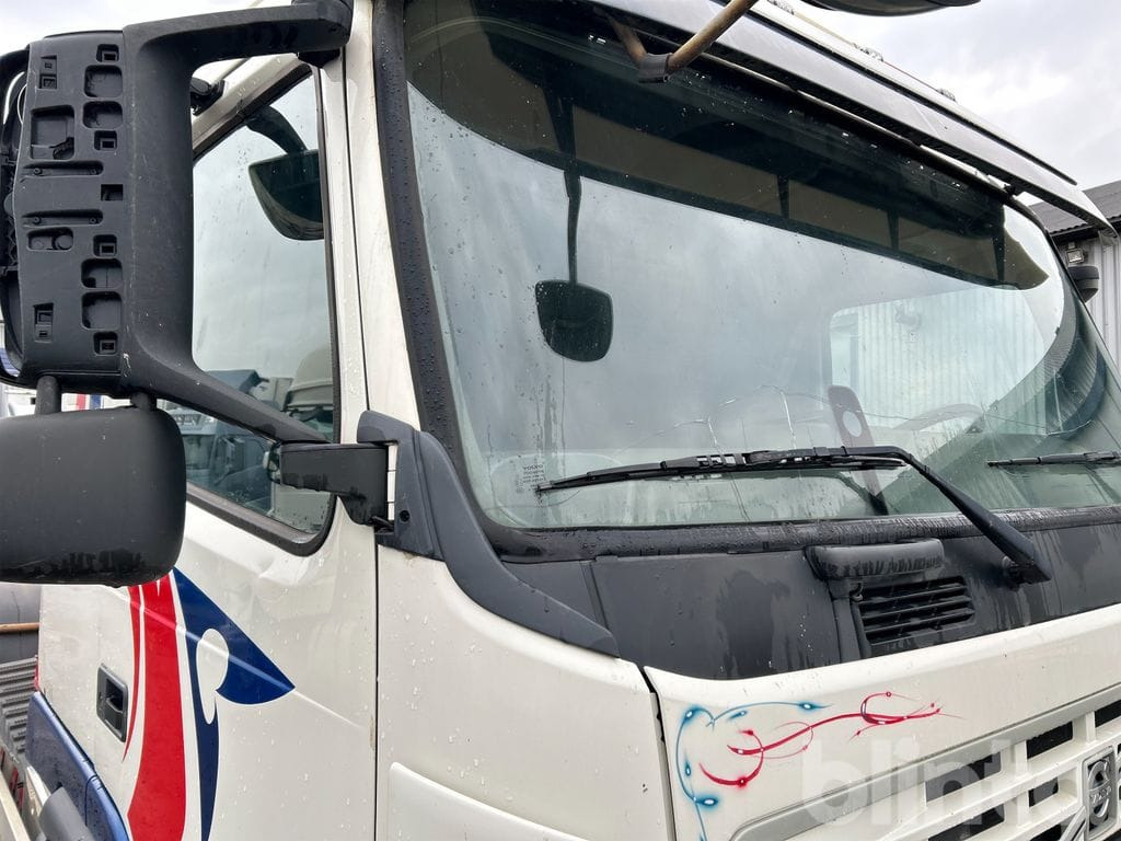 Hook lift truck VOLVO FM 400 6X2: picture 44