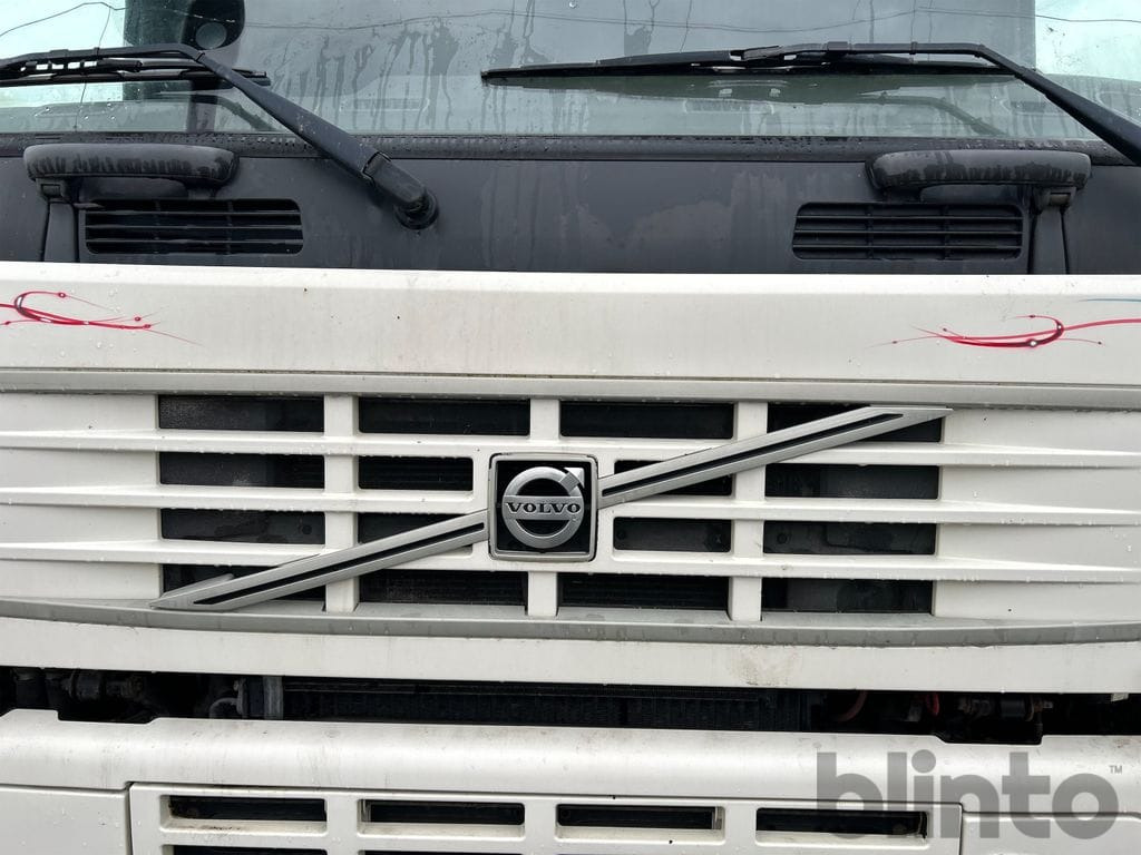 Hook lift truck VOLVO FM 400 6X2: picture 41