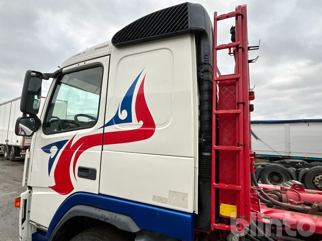 Hook lift truck VOLVO FM 400 6X2: picture 9