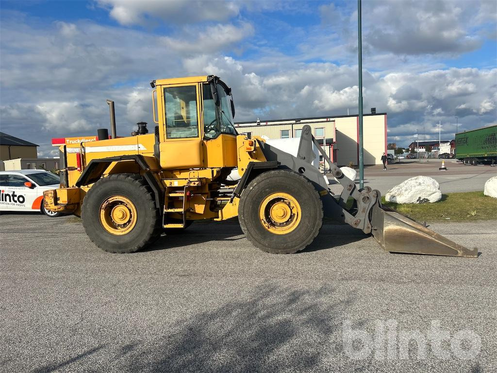 VOLVO L90D - Wheel loader: picture 5 VOLVO L90D - Wheel loader: picture 5