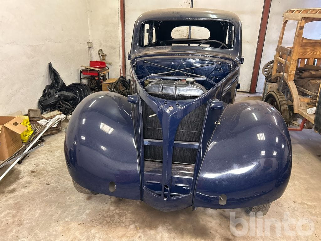 VOLVO PV 802 F - Car: picture 2 VOLVO PV 802 F - Car: picture 2